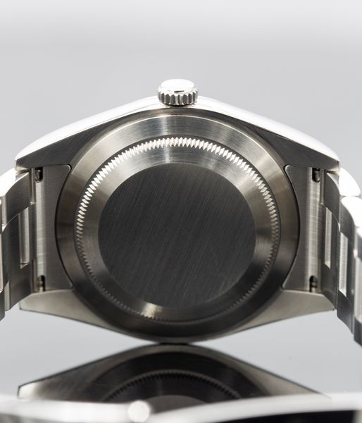 Rolex Oyster Perpetual 114300